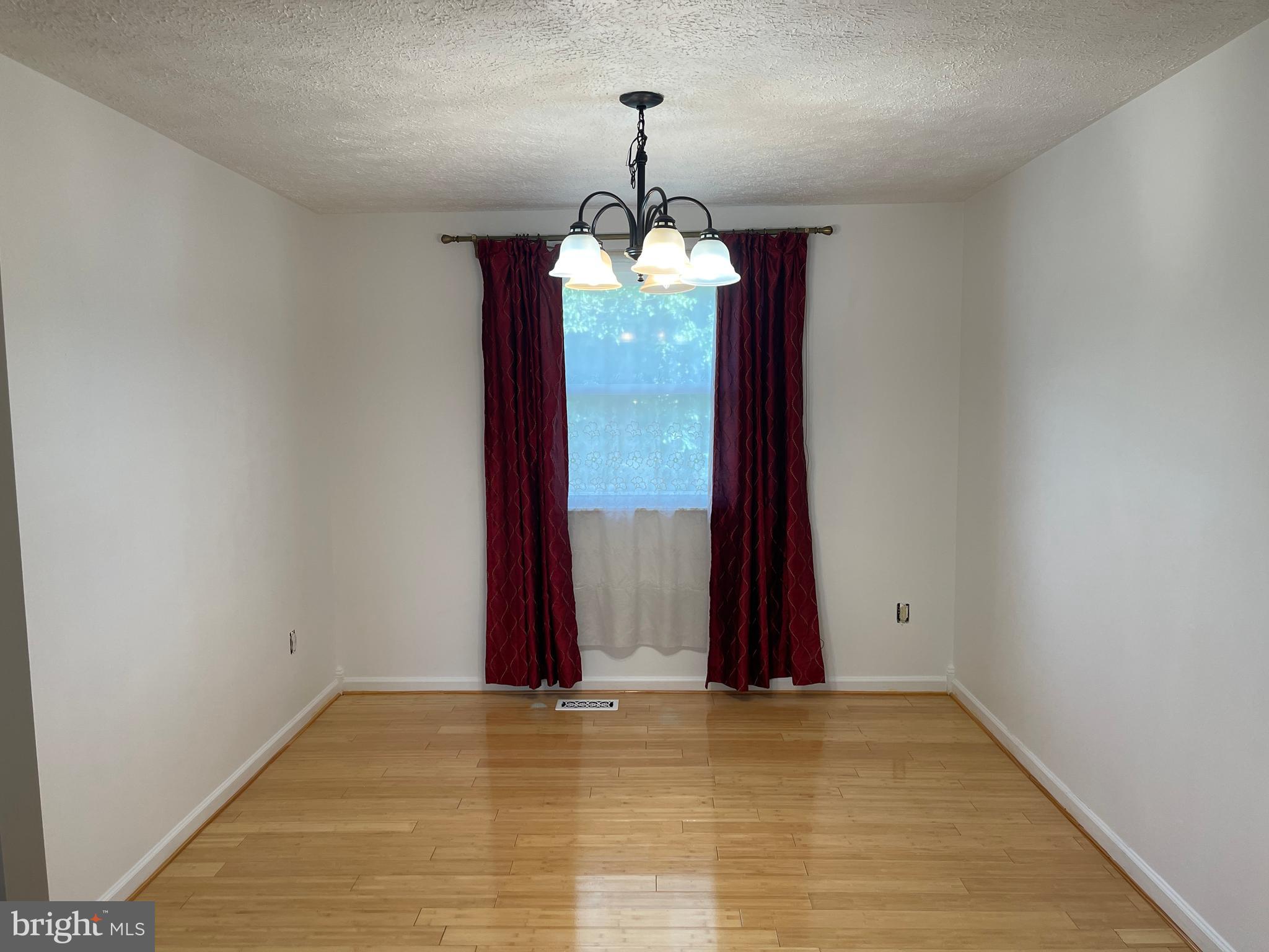 GERMANTOWN ESTATES - Residential Lease