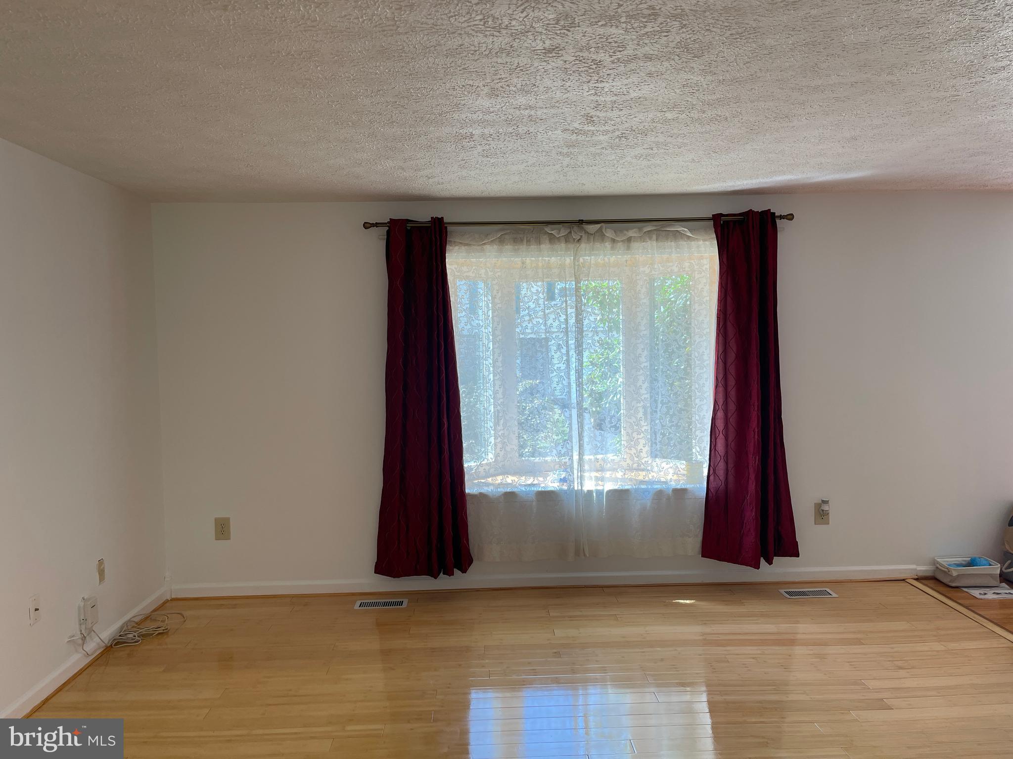 GERMANTOWN ESTATES - Residential Lease