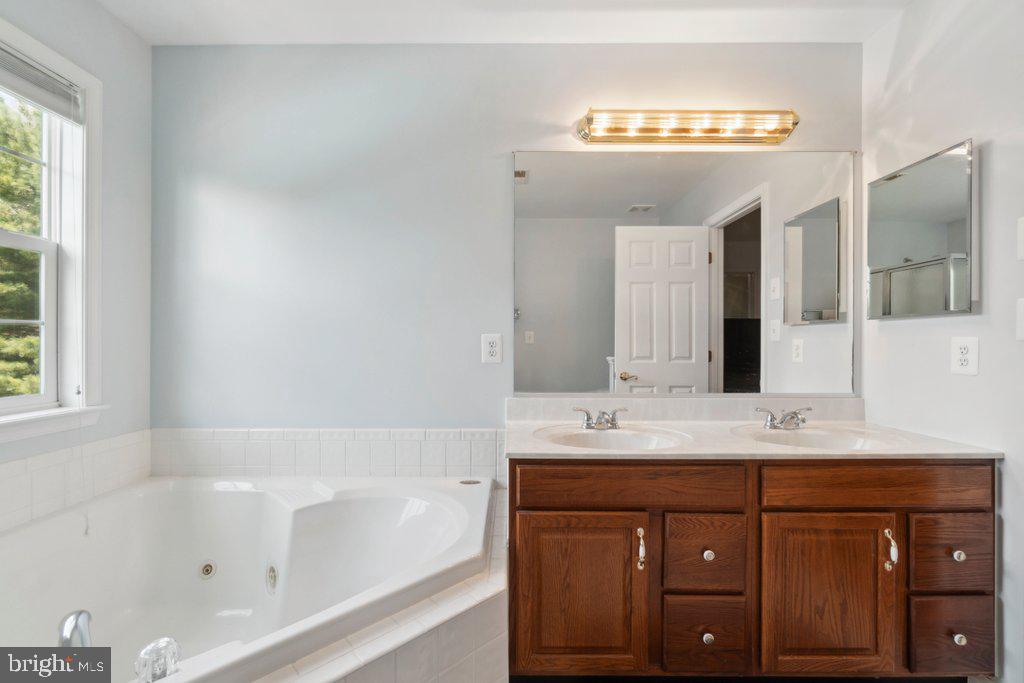 GREENFIELD - Residential