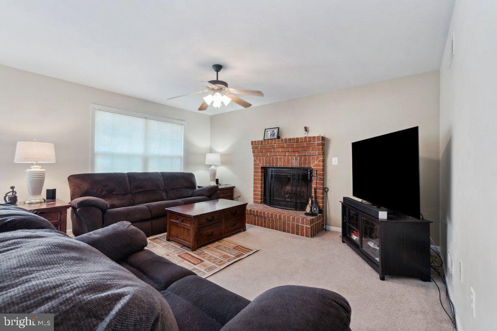 GREENFIELD - Residential