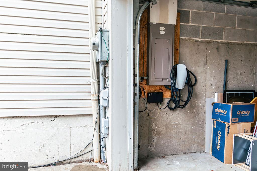 CINNAMON HILL - Residential