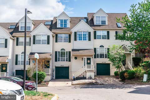 Townhouse For Sale - 6707 Cinnamon Drive<br/> PHILADELPHIA, PA 19128
