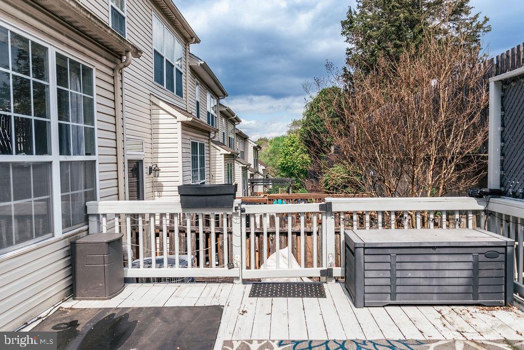 CINNAMON HILL - Residential