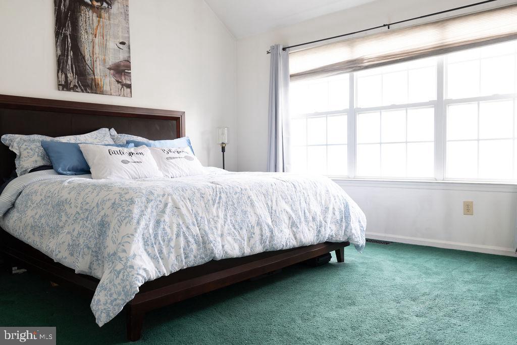 CINNAMON HILL - Residential