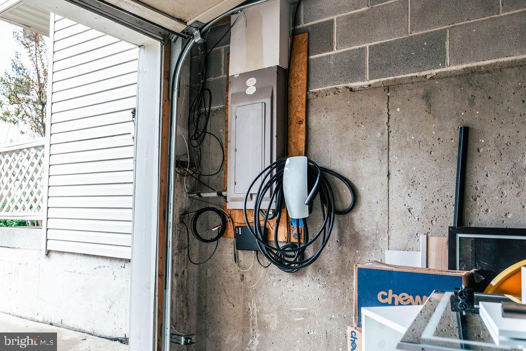 CINNAMON HILL - Residential