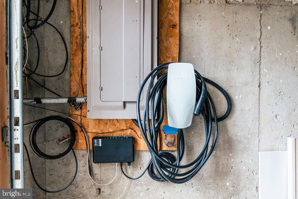 CINNAMON HILL - Residential