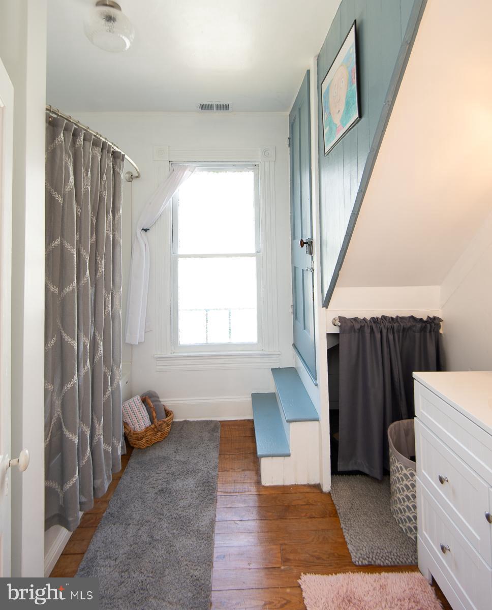 HISTORIC WEST END - Residential