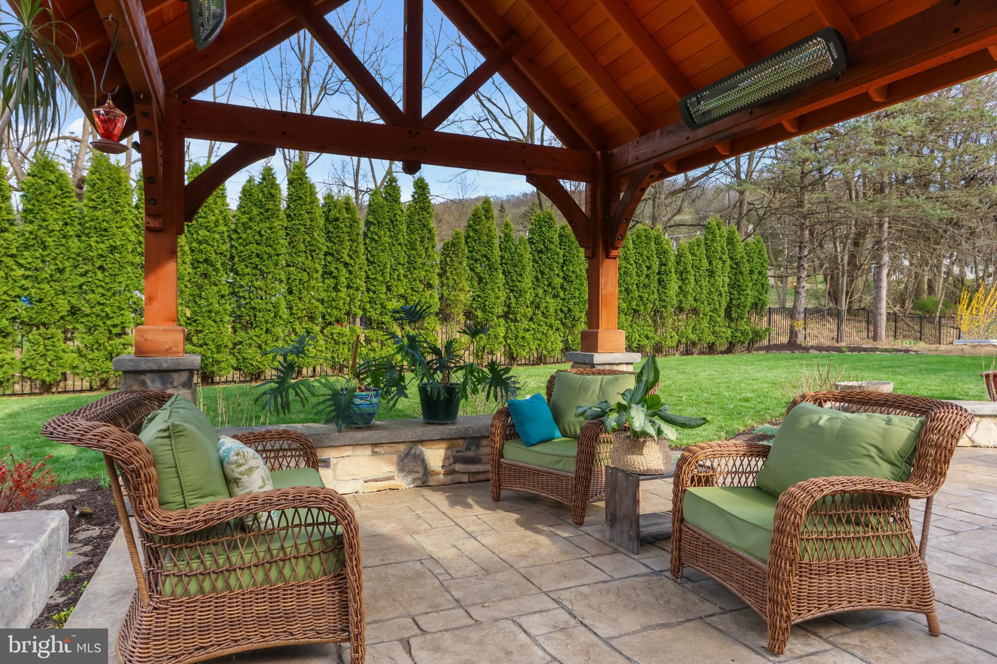 1625 ARROWWOOD DRIVE