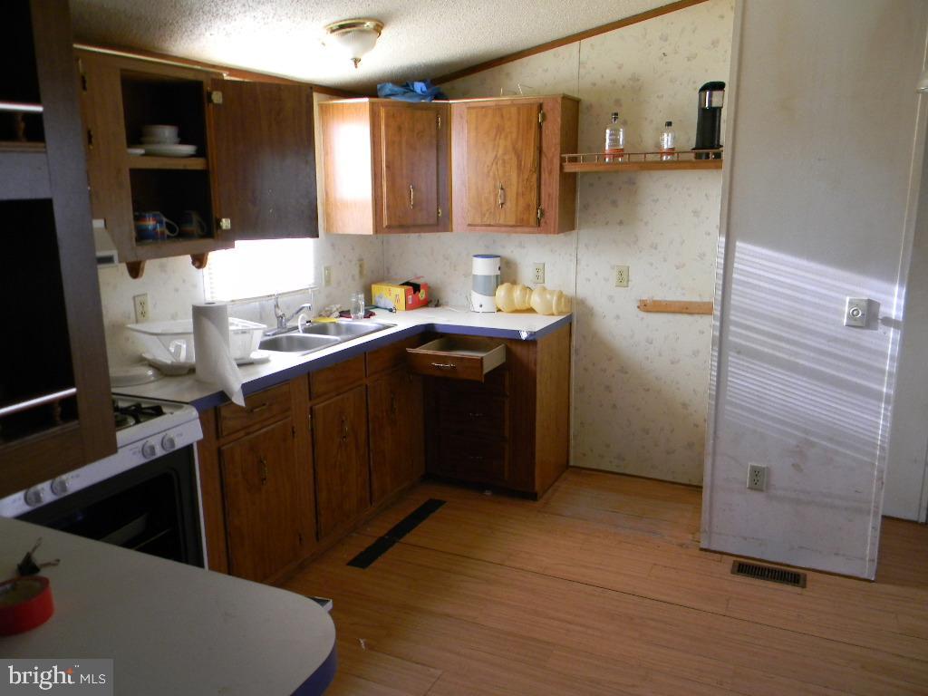 MISTY MEADOWS - Residential