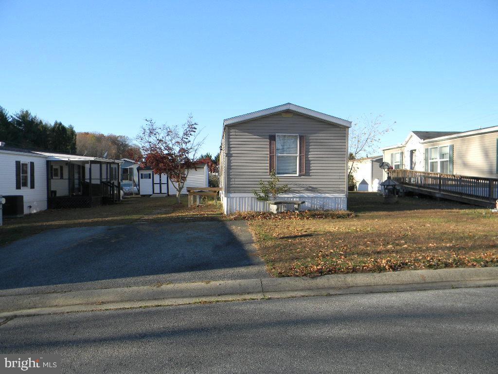 MISTY MEADOWS - Residential