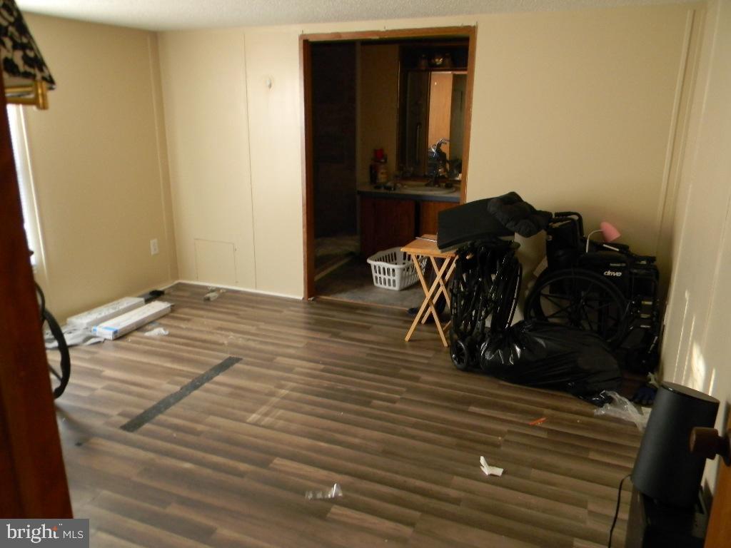 MISTY MEADOWS - Residential