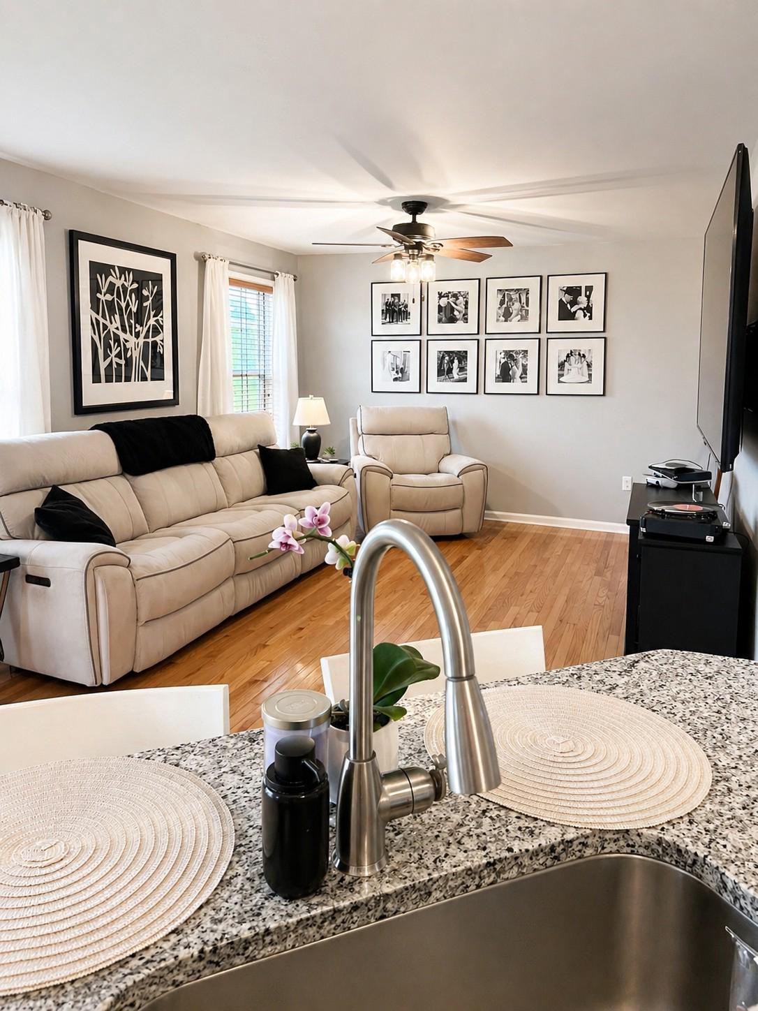 PEBBLE RIDGE - Residential