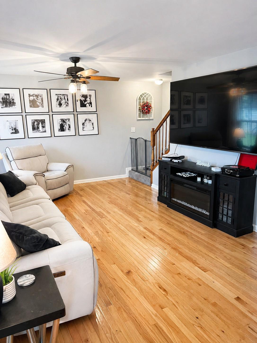 PEBBLE RIDGE - Residential