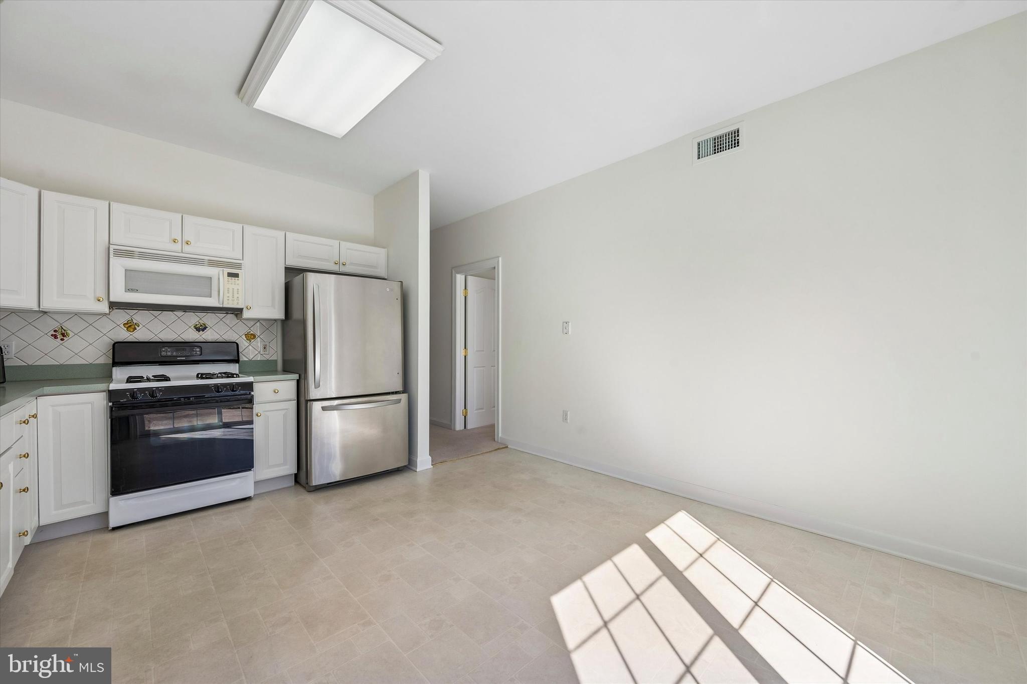 ADARE VILLAGE - Residential