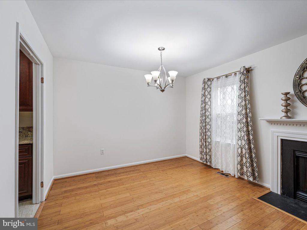 TOWNES OF GREENBRIAR - Residential