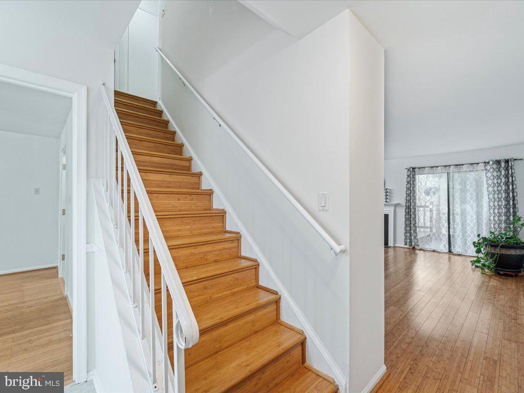 TOWNES OF GREENBRIAR - Residential