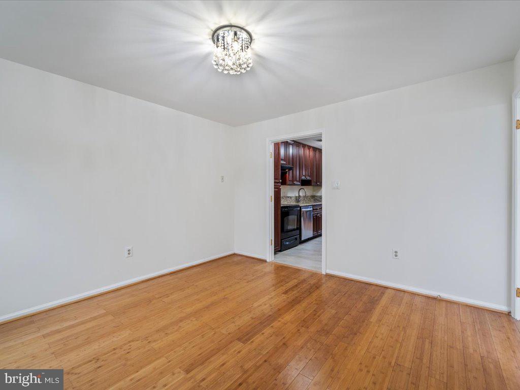 TOWNES OF GREENBRIAR - Residential