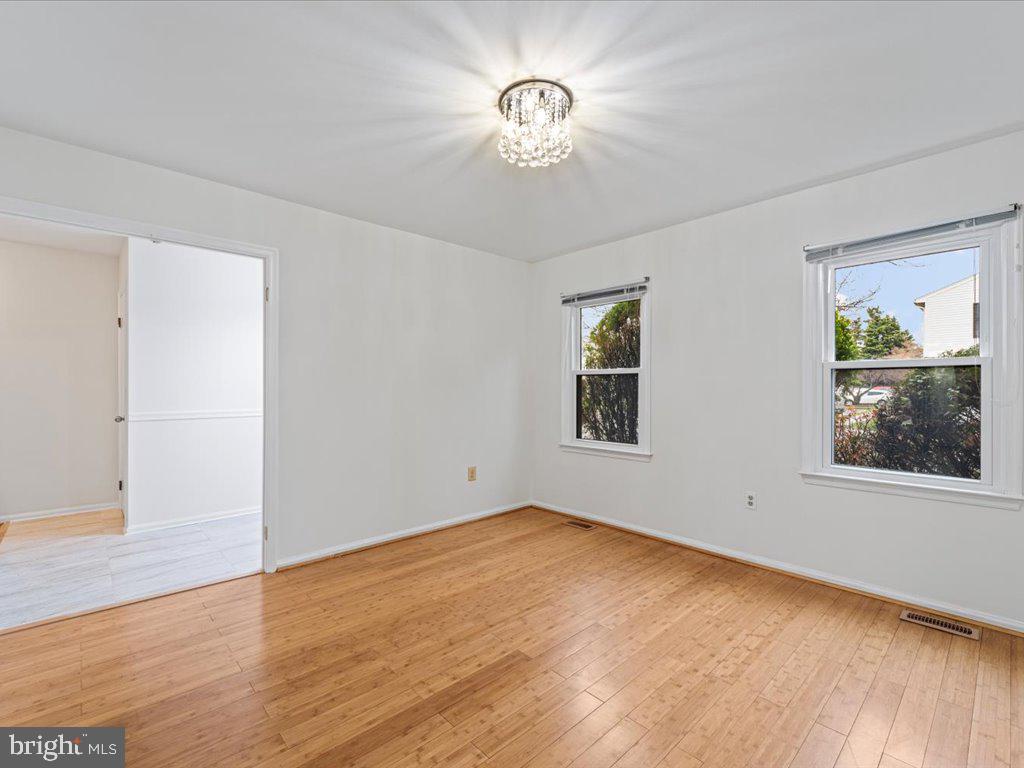 TOWNES OF GREENBRIAR - Residential