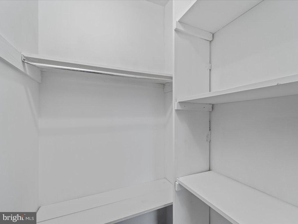 TOWNES OF GREENBRIAR - Residential