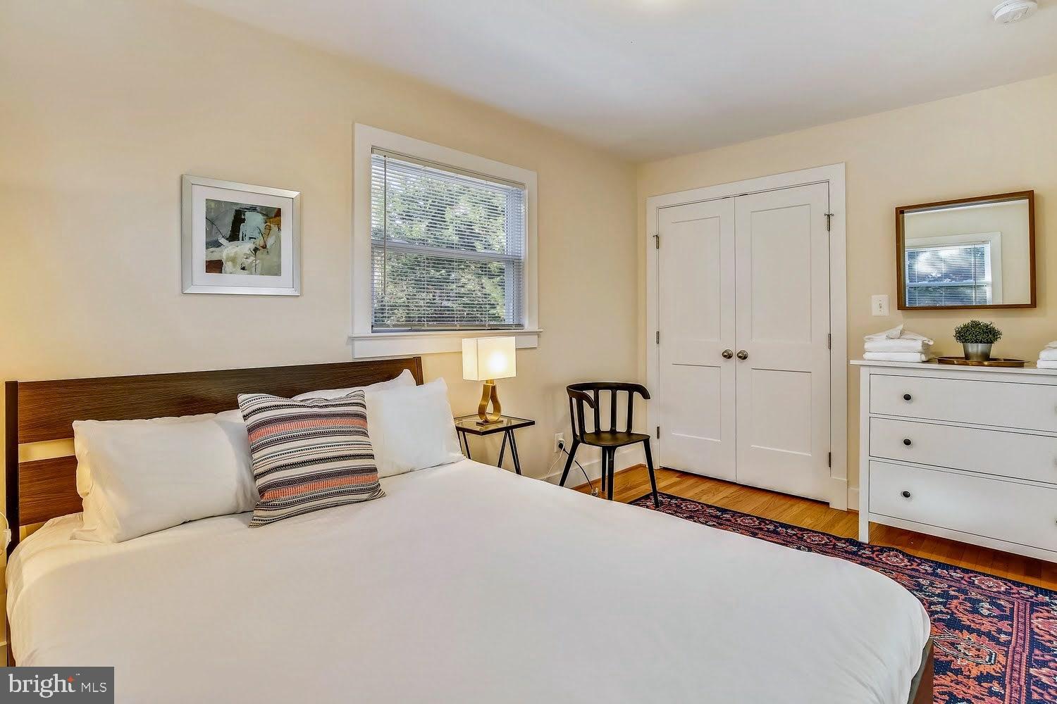 LYON PARK - Residential Income