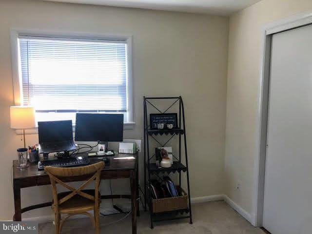 LYON PARK - Residential Income