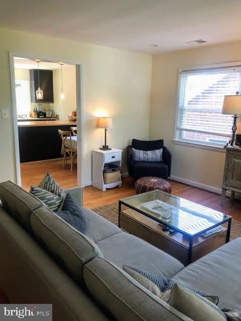 LYON PARK - Residential Income