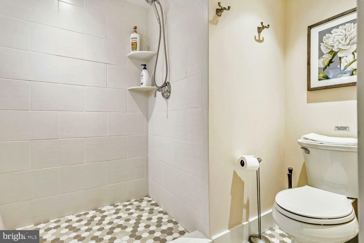 LYON PARK - Residential Income