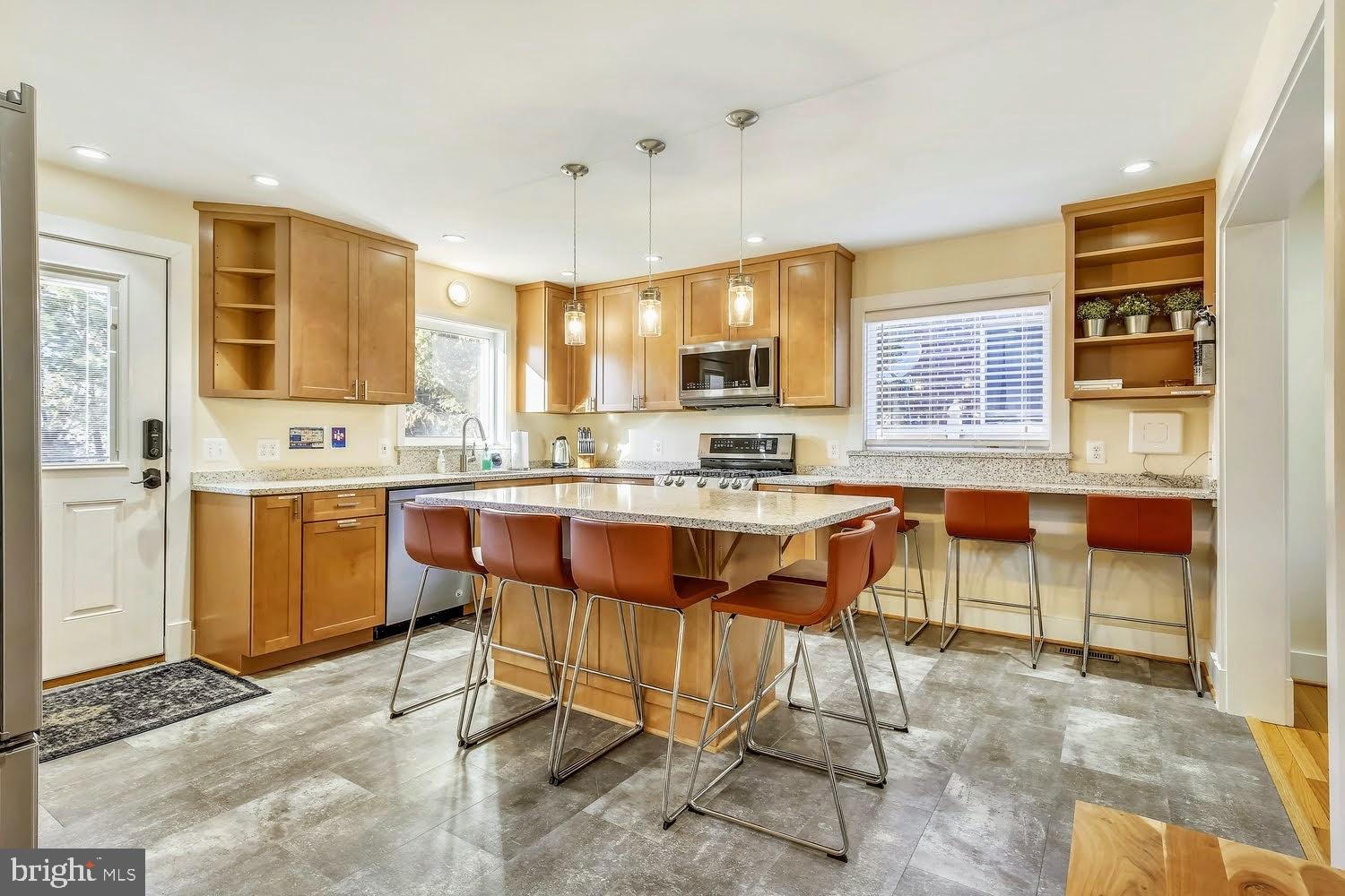 LYON PARK - Residential Income