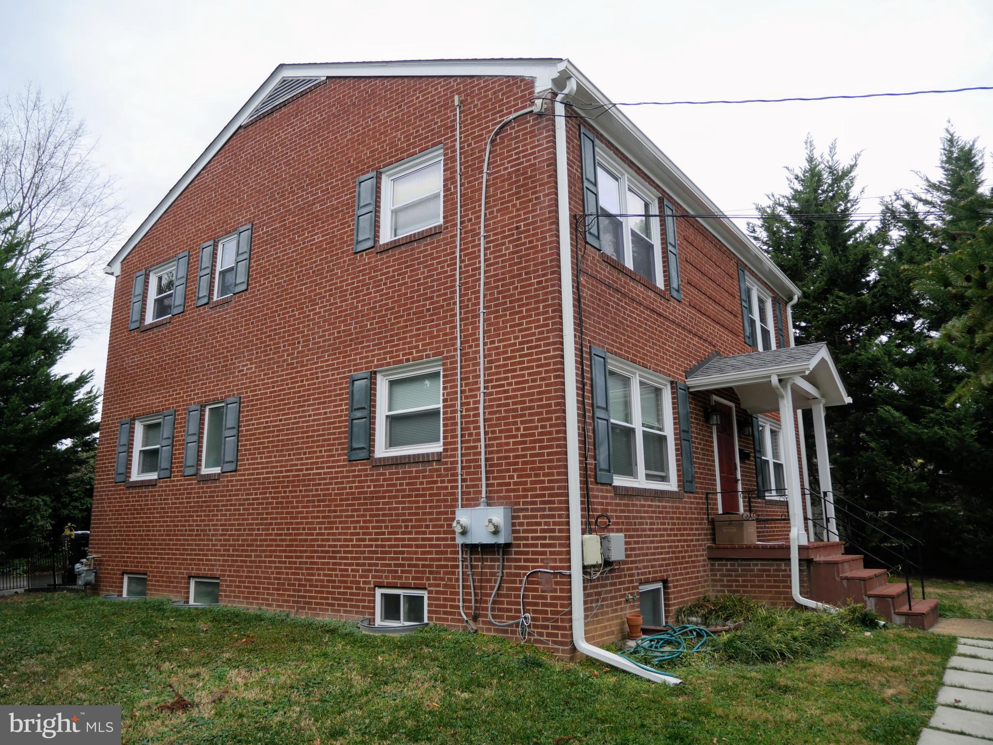 LYON PARK - Residential Income