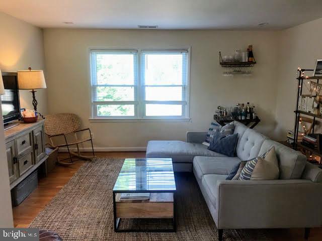 LYON PARK - Residential Income