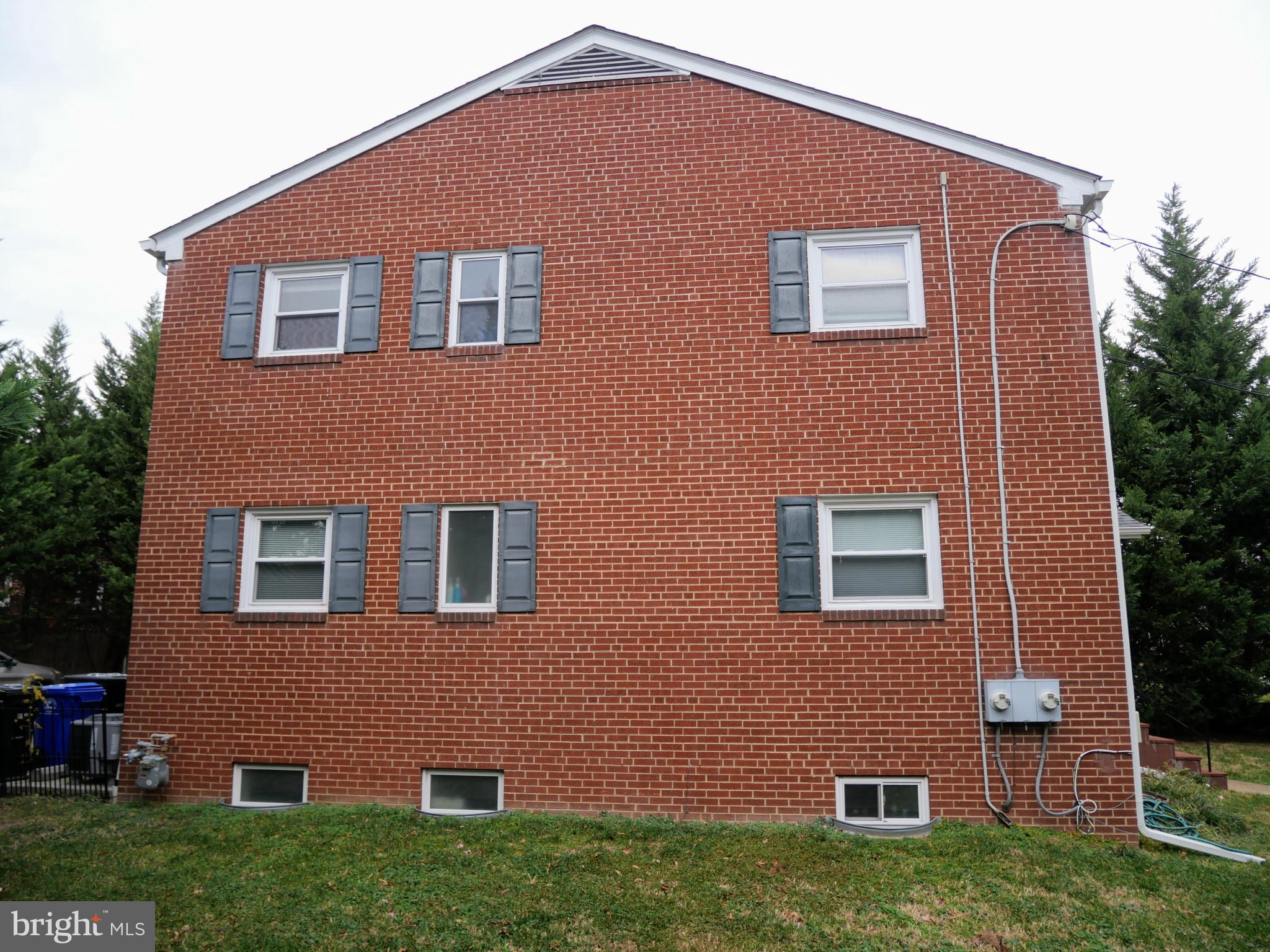 LYON PARK - Residential Income