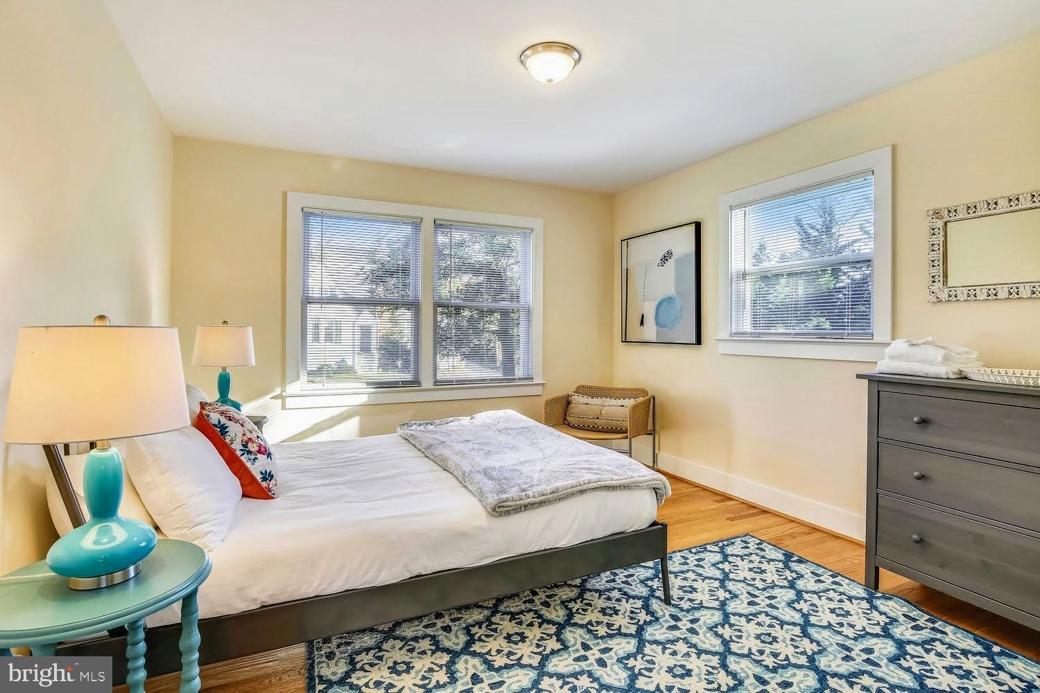 LYON PARK - Residential Income