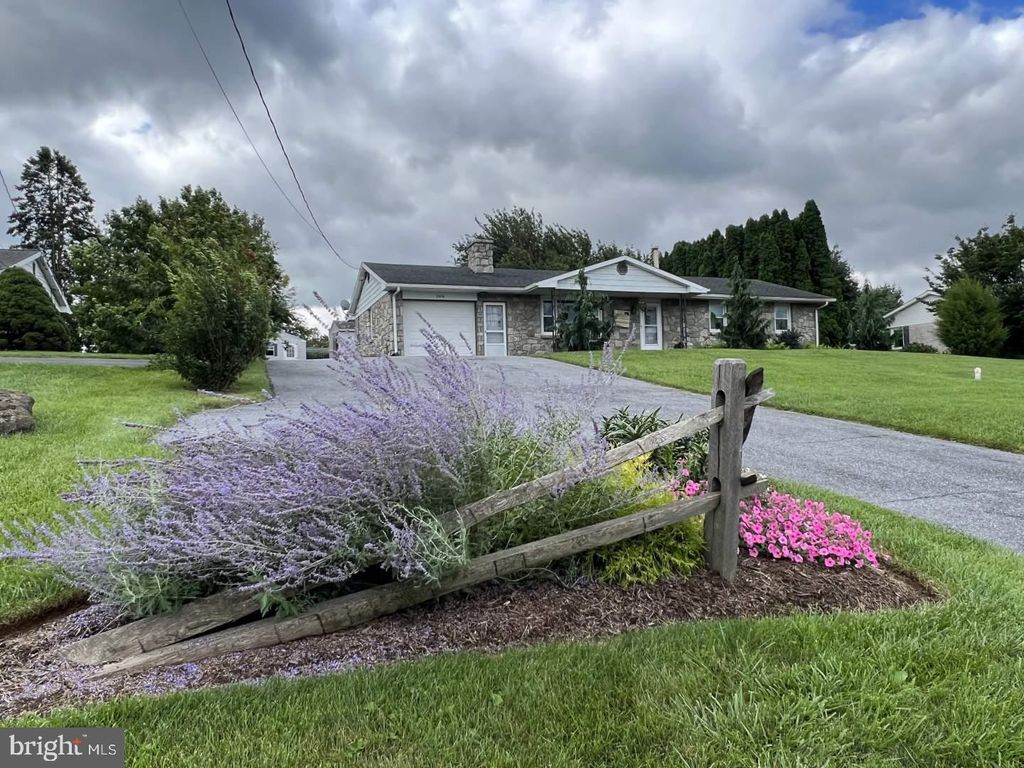 Photo of 2404 Main Street, Narvon, PA 17555 (MLS # PALA2049918)