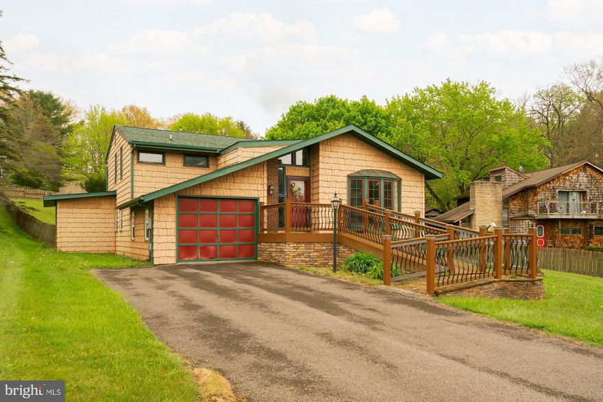 3/4BR, 2.5BA, 2250sf+/- renovated home in Mitchell Manor! Newer roof in last 2 years, owner has added many upgrades inside & out. Features include a huge fenced-in backyard, attached garage with additional storage,  multiple ensuites, walk-in closet, enlarged upper level deck, french doors, stone patio, outdoor sump pump,  and more! Near end of cul-de-sac on low traffic street. Close to town amenities, hospital & schools but no town taxes. Setup for one level living with some handicap features in place.