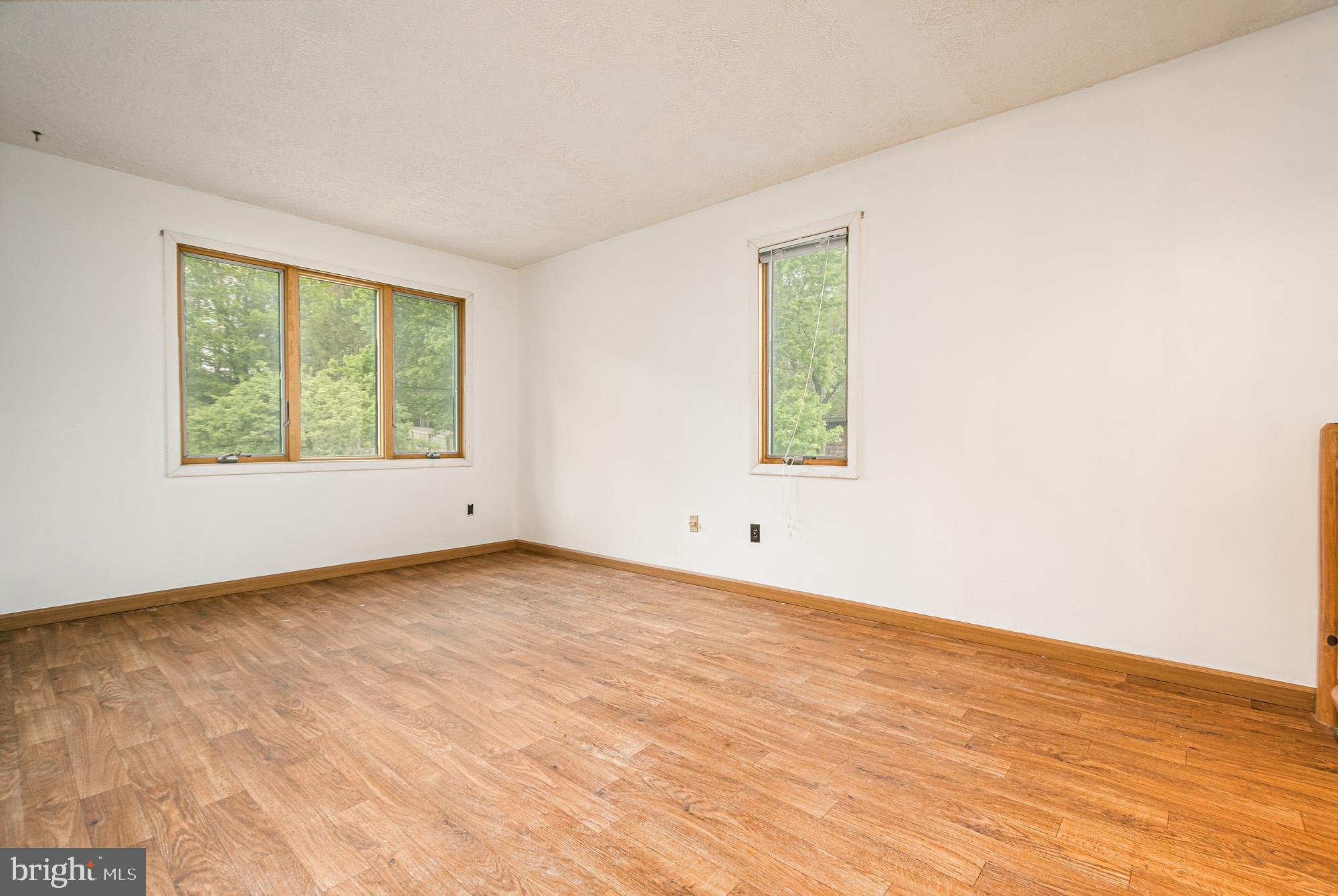 MITCHELL MANOR - Residential