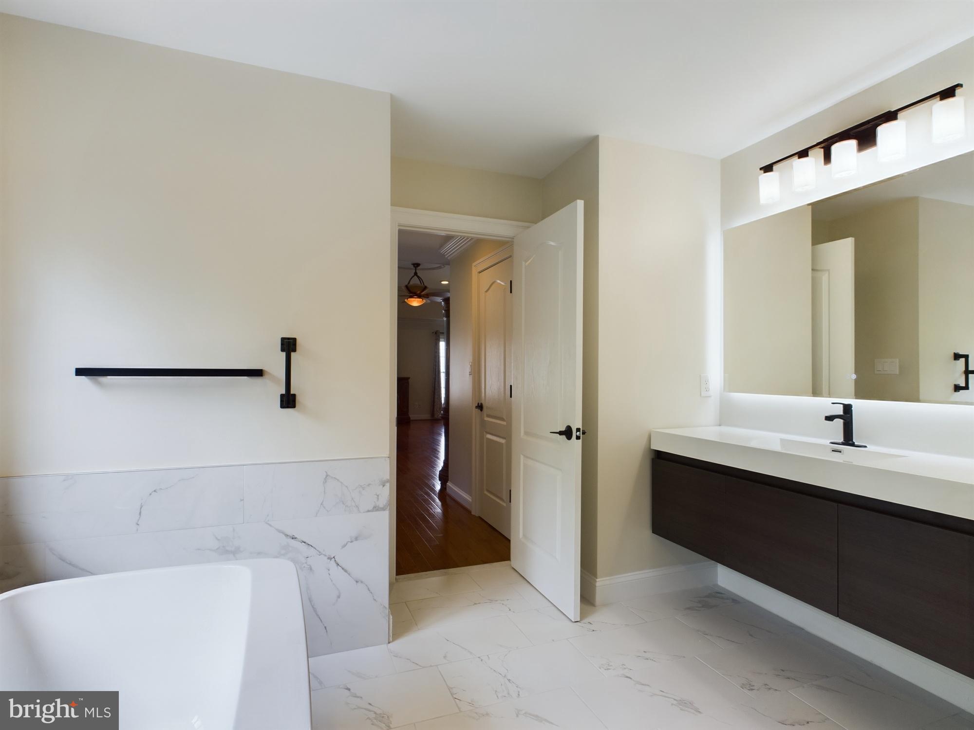 WESTVALE WOODS - Residential