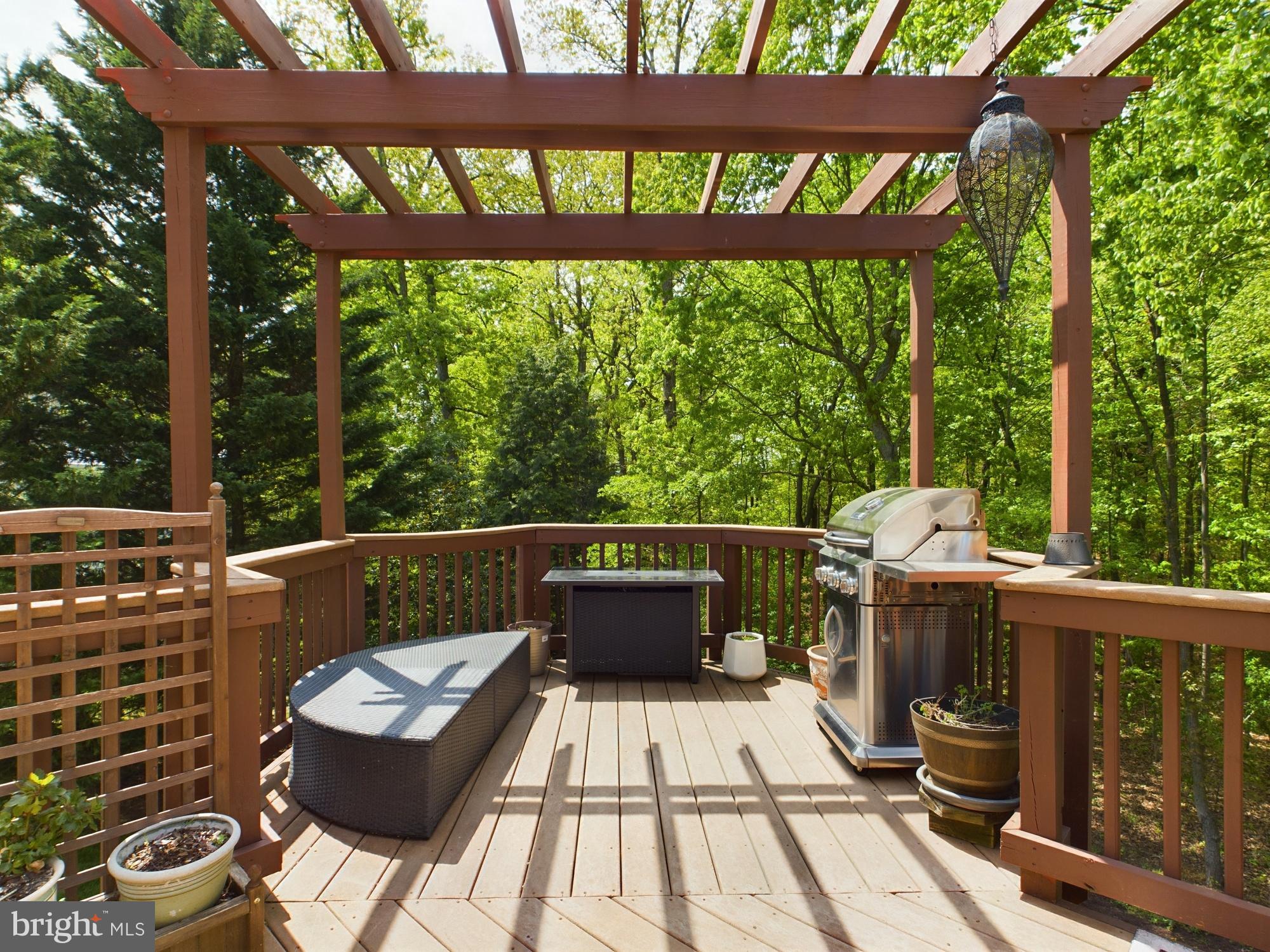 WESTVALE WOODS - Residential