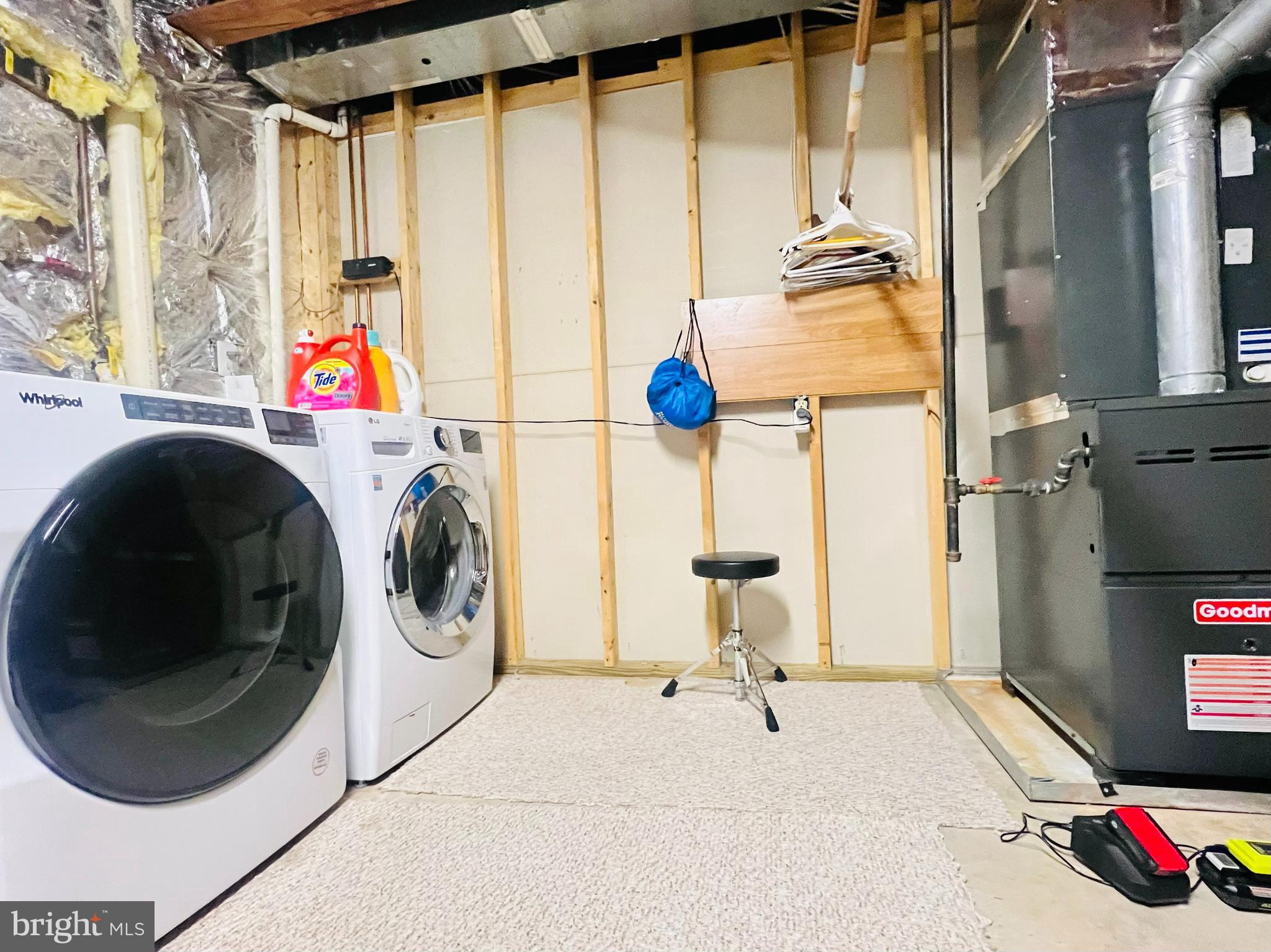 WESTVALE WOODS - Residential