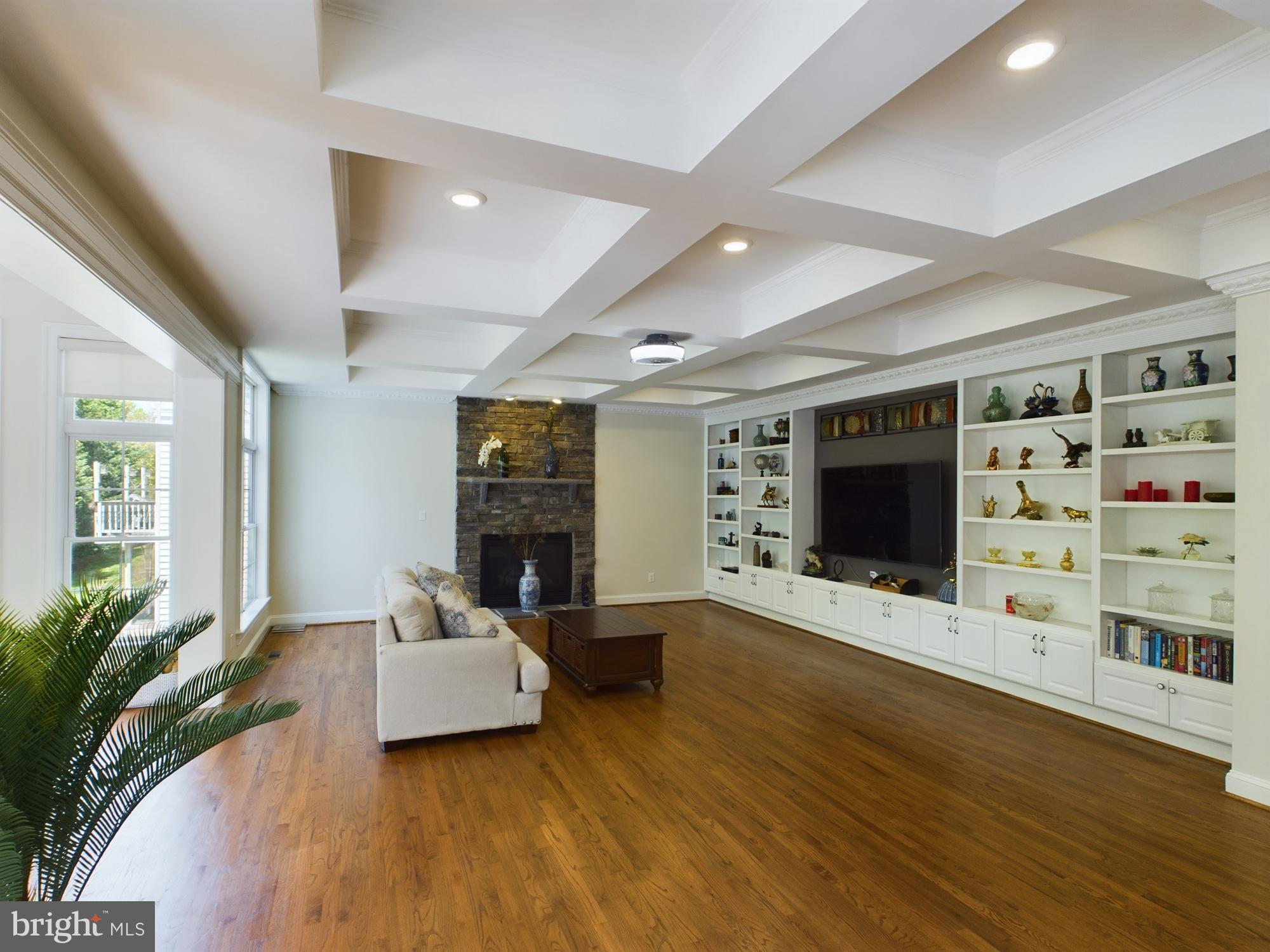 WESTVALE WOODS - Residential