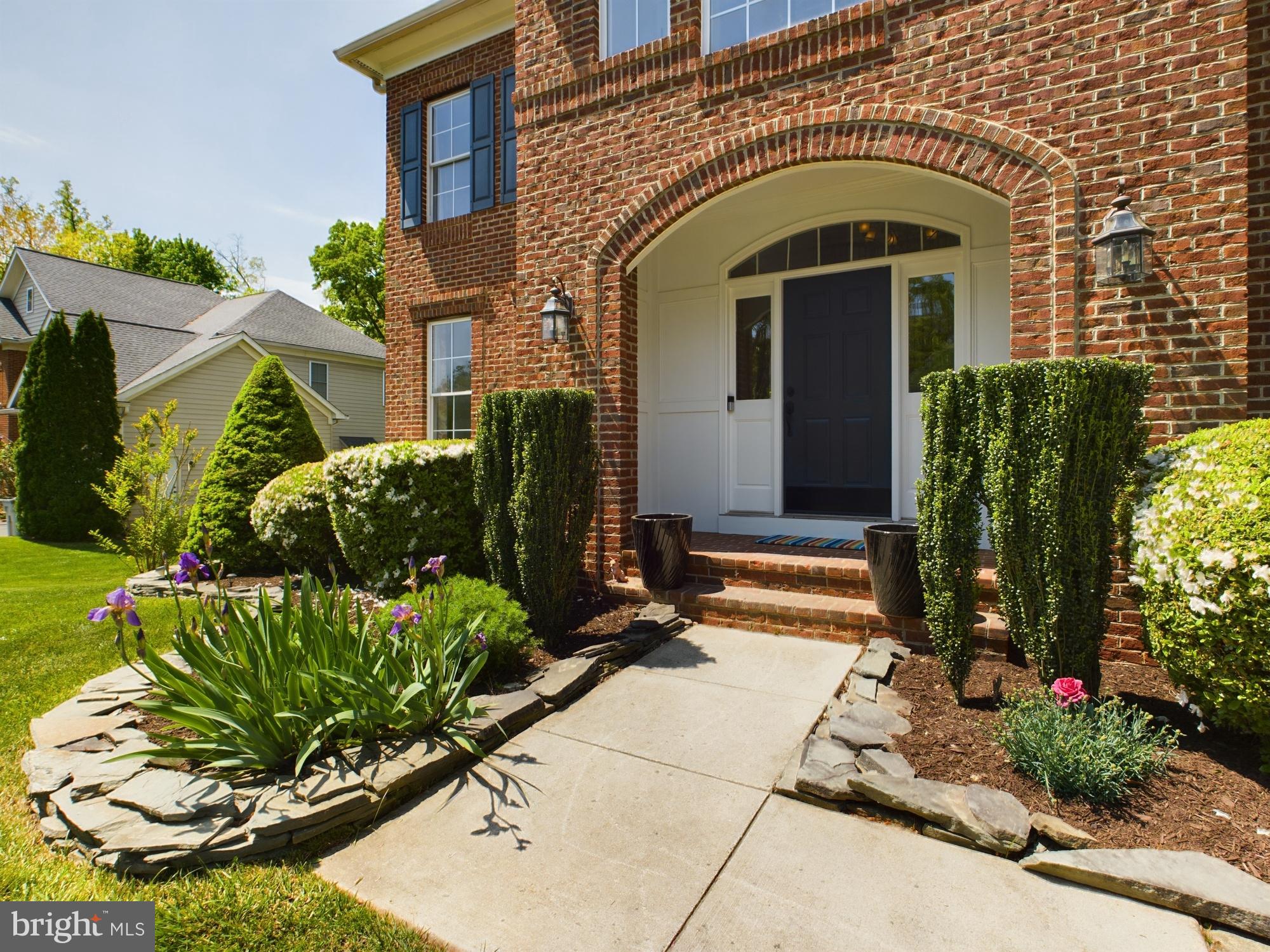 WESTVALE WOODS - Residential