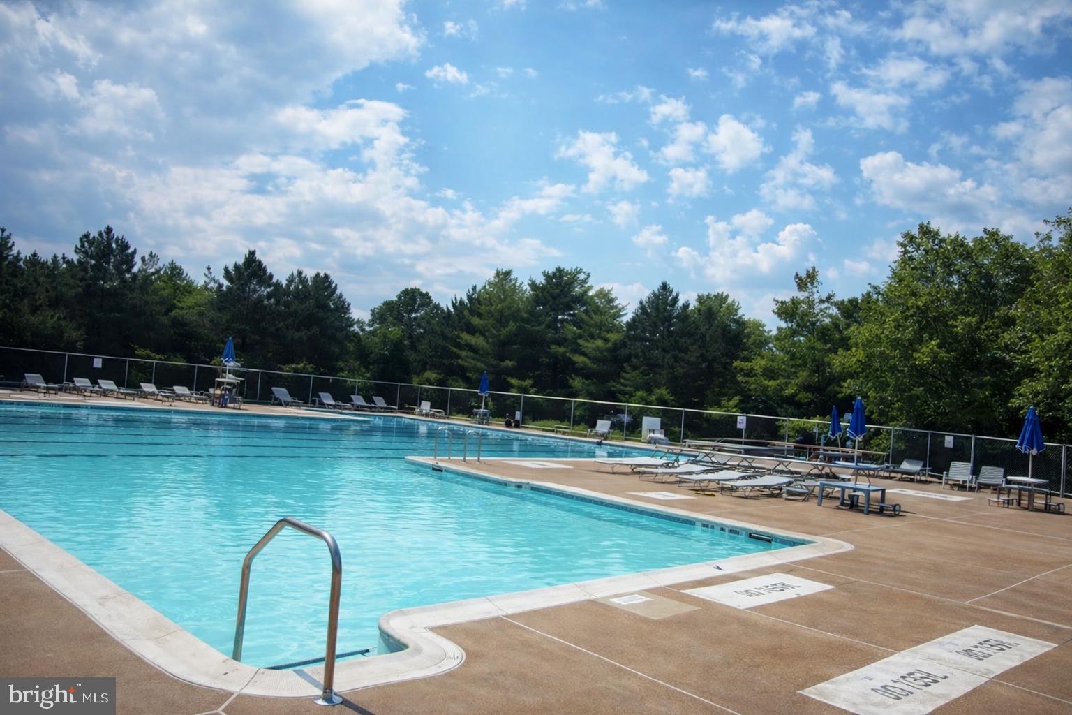 6523 OLD CARRIAGE LANE