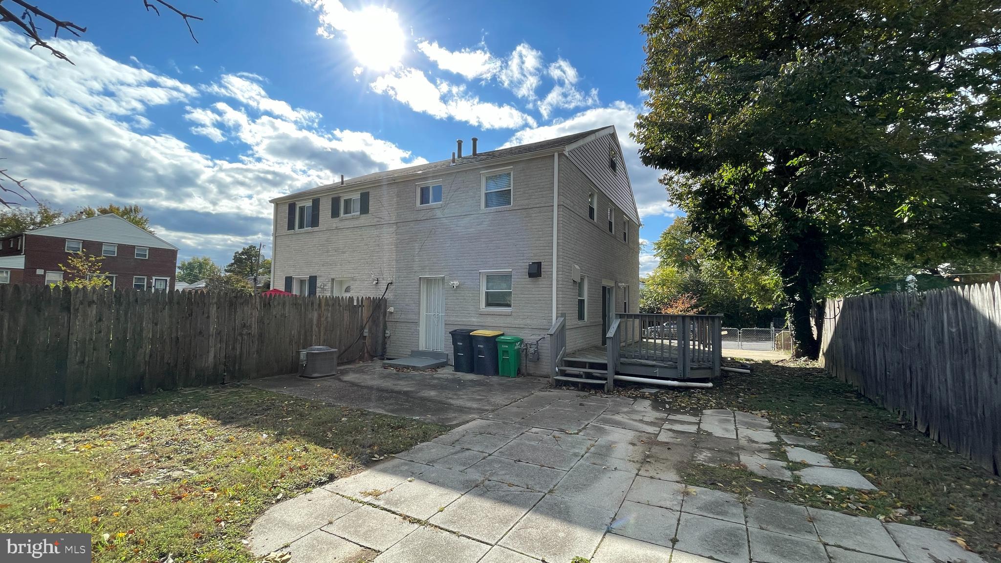 DUPONT VILLAGE - Residential Lease