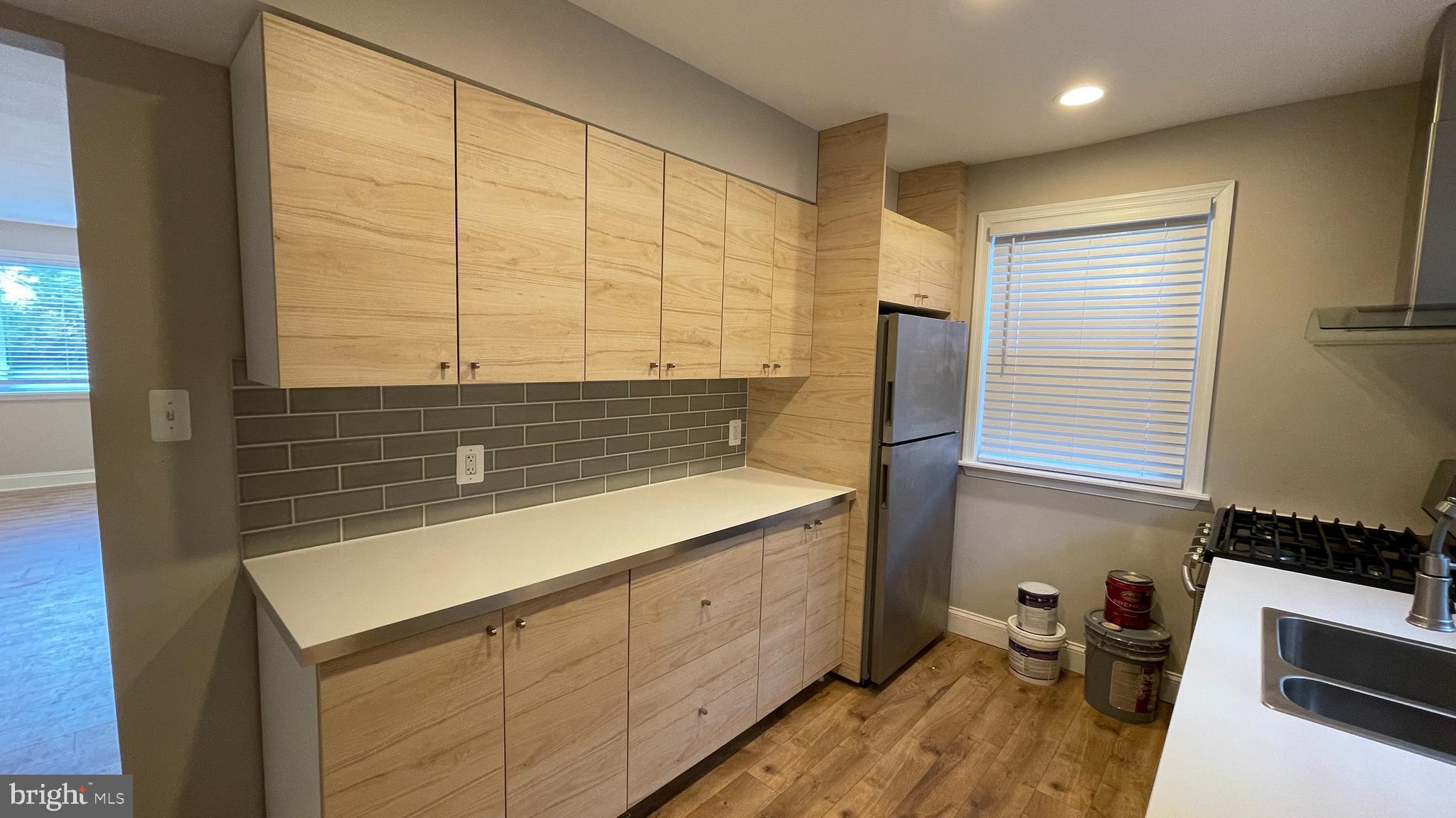 DUPONT VILLAGE - Residential Lease