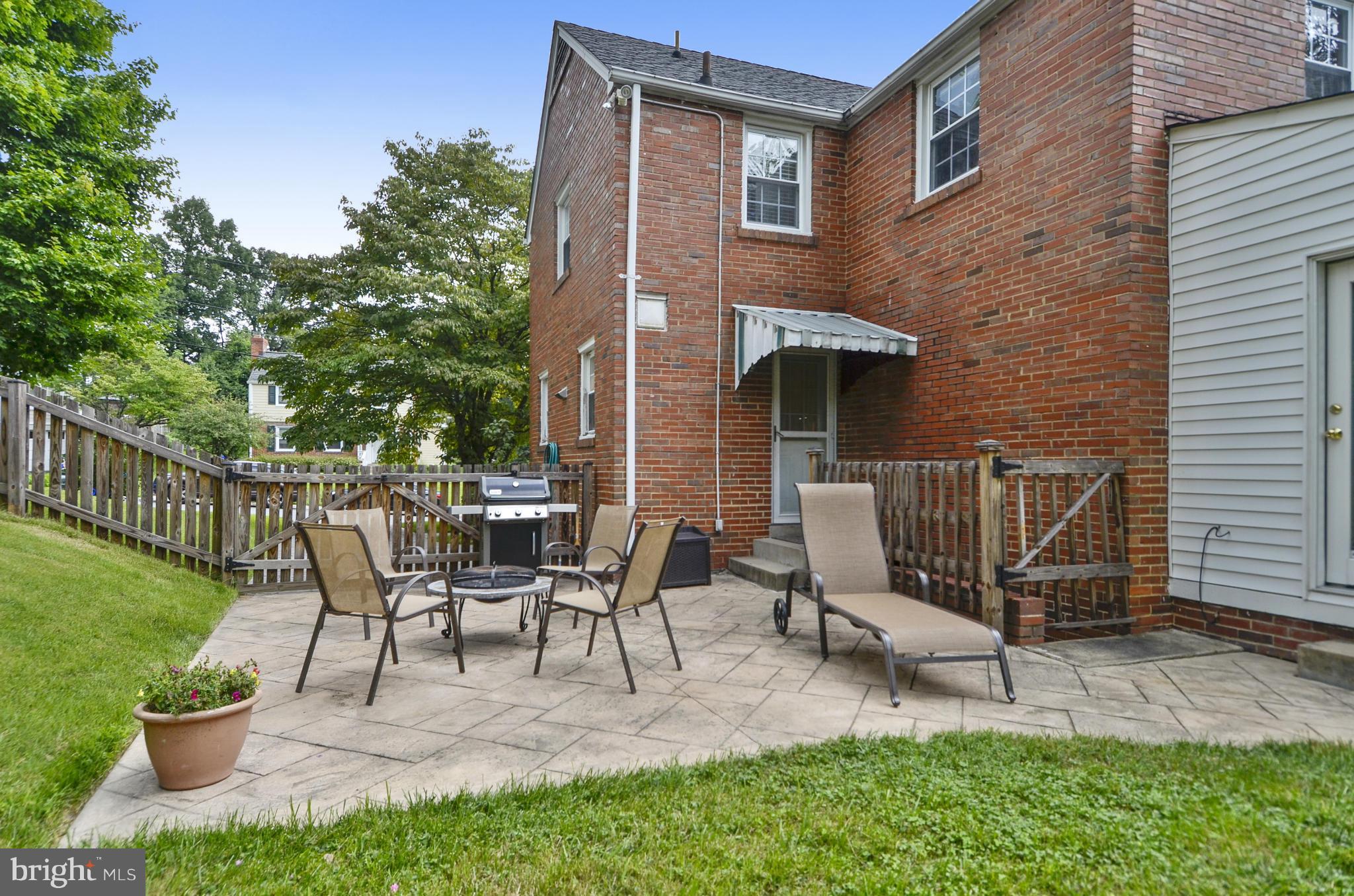 WOODSIDE FOREST - Residential