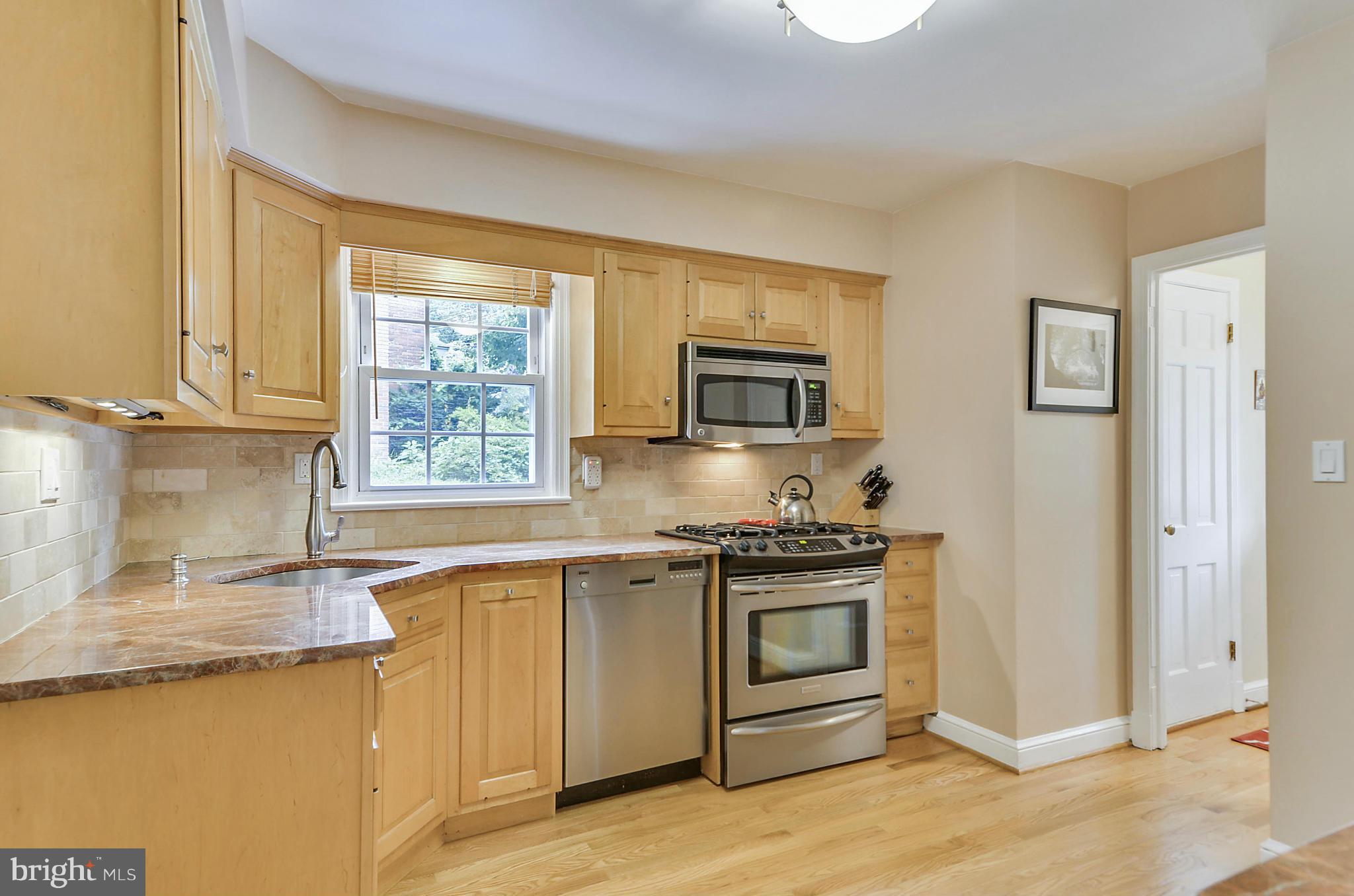 WOODSIDE FOREST - Residential