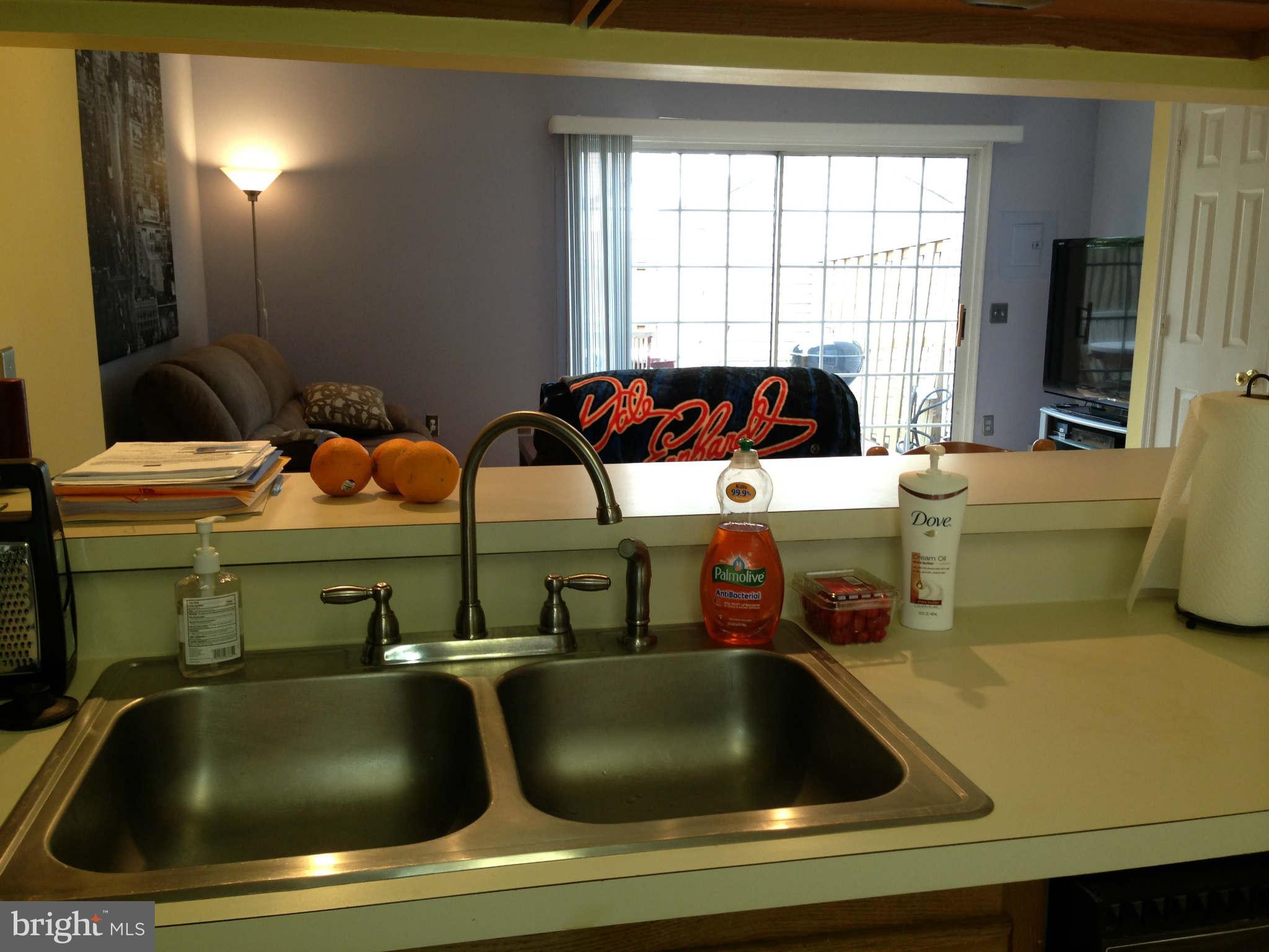 LANDSDOWNE - Residential Lease