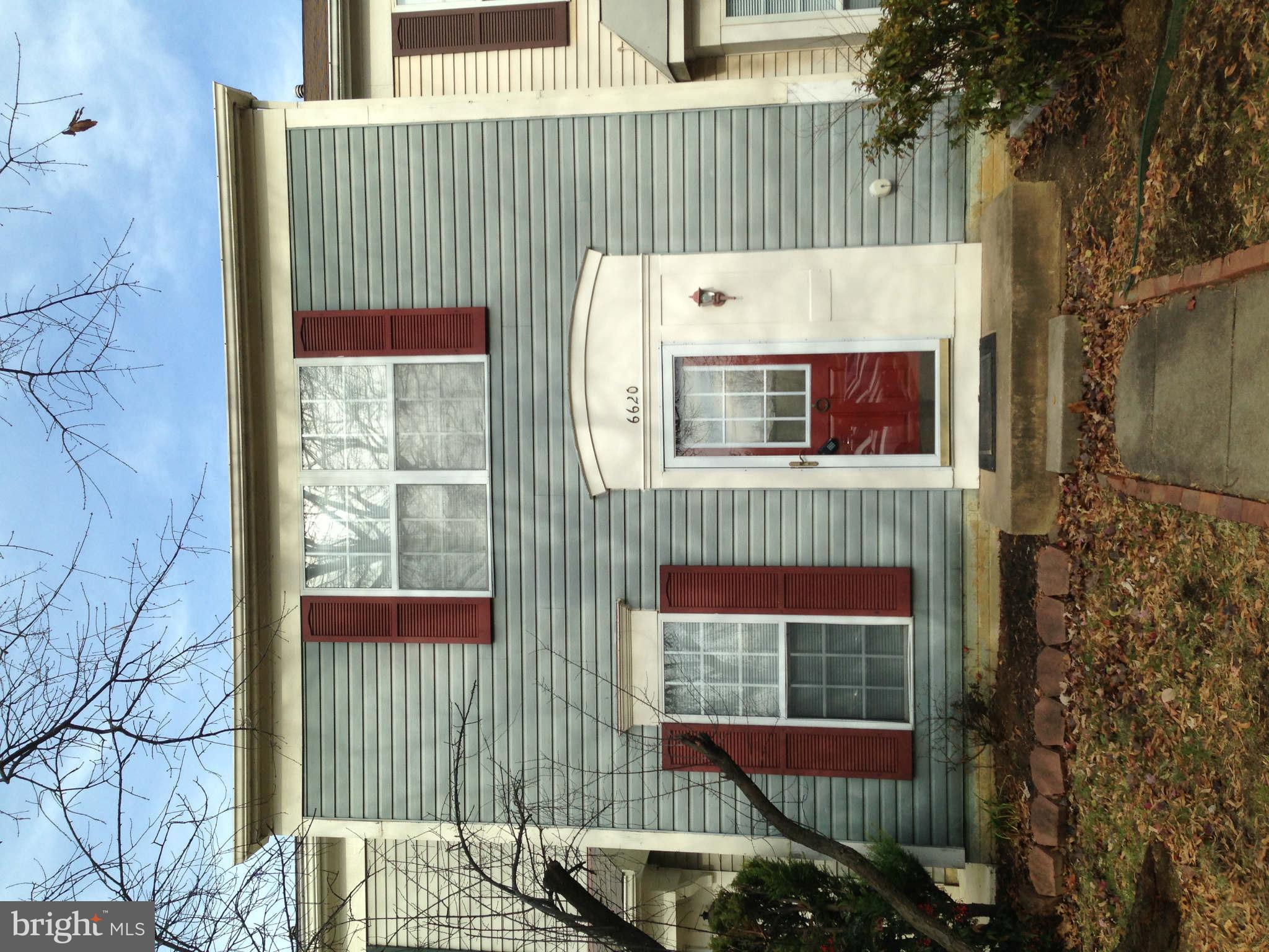 LANDSDOWNE - Residential Lease