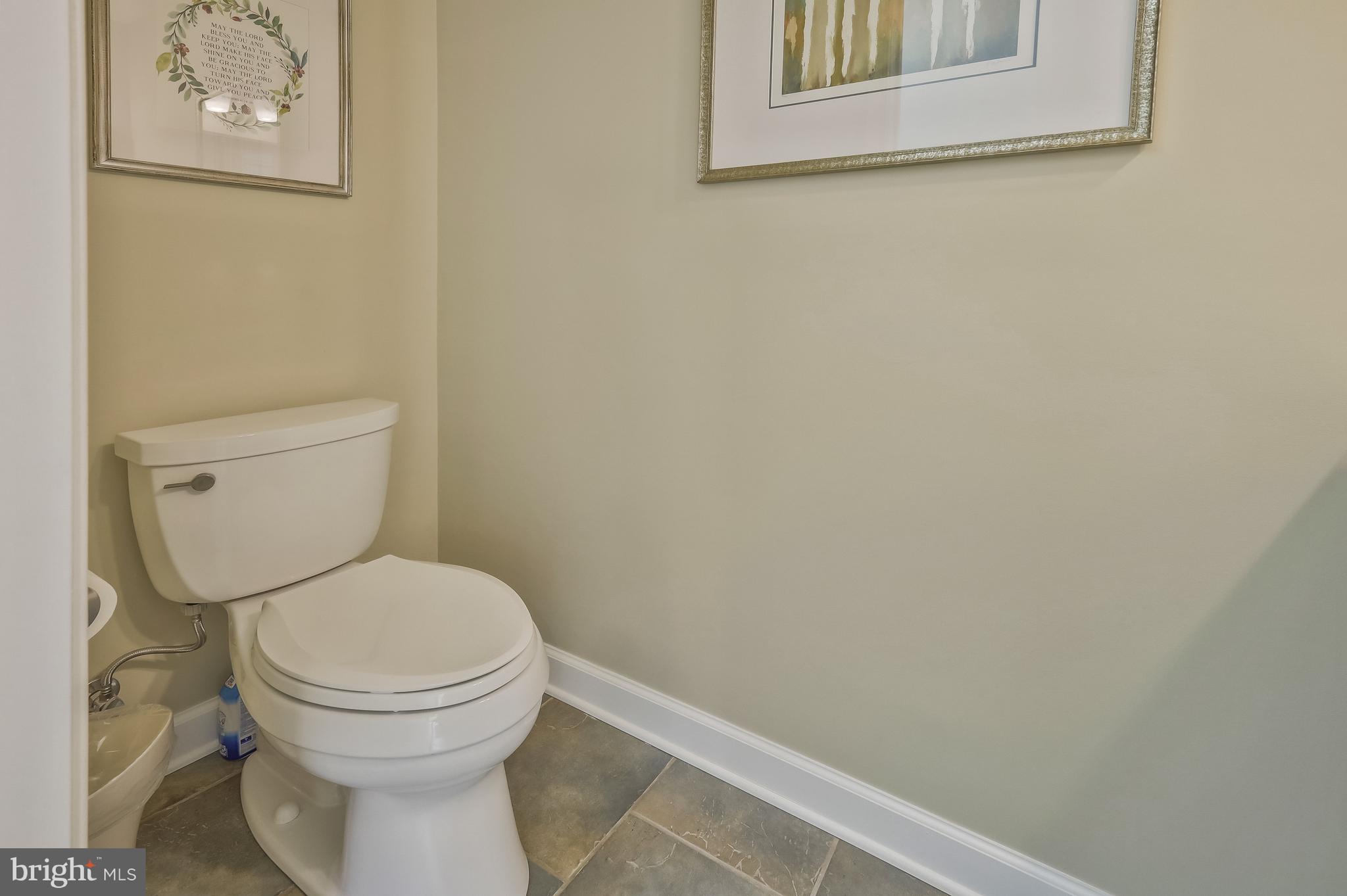 GOLF CLUB MANOR - Residential