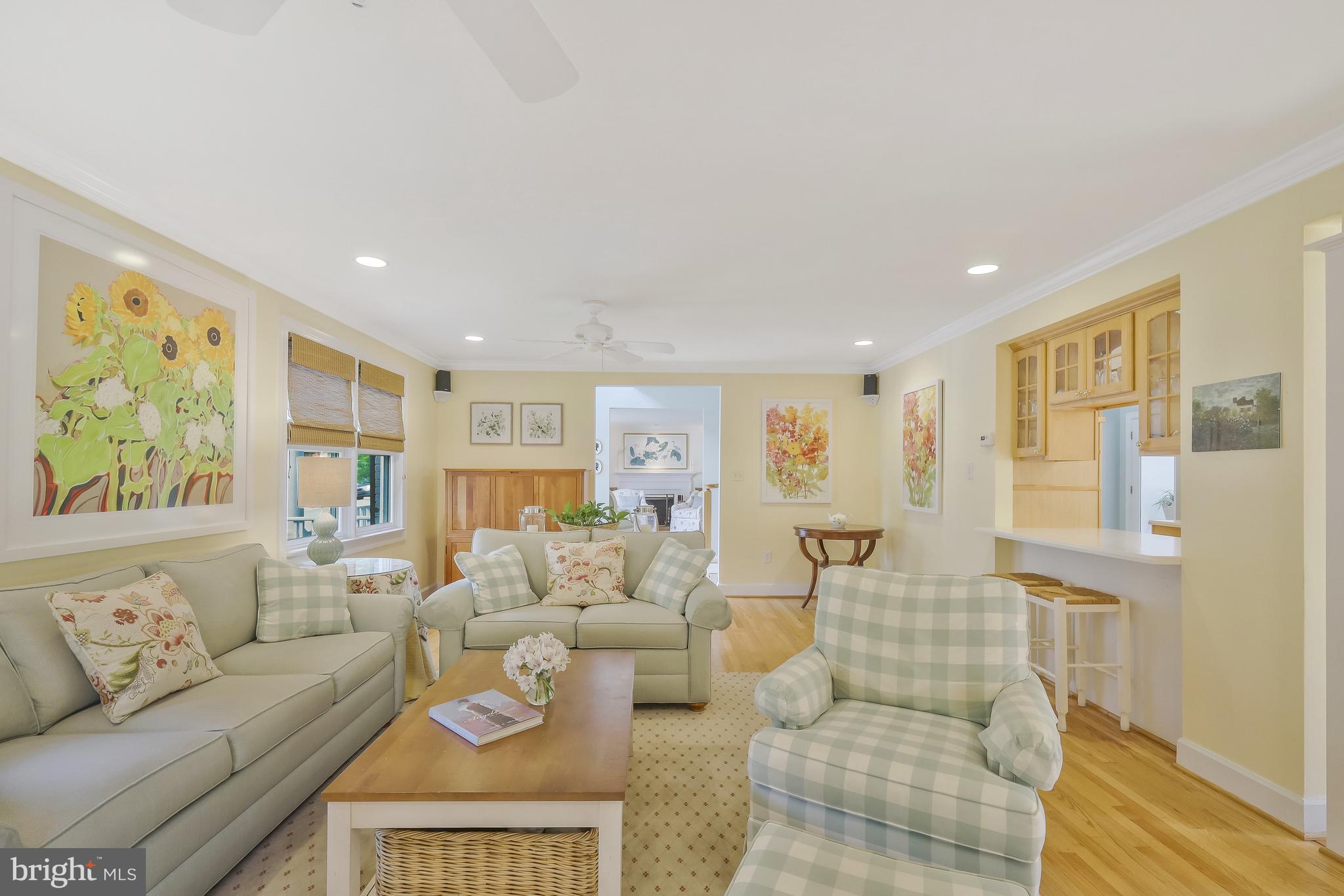 GOLF CLUB MANOR - Residential