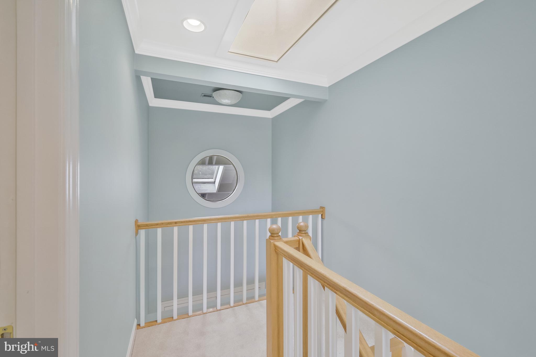 GOLF CLUB MANOR - Residential